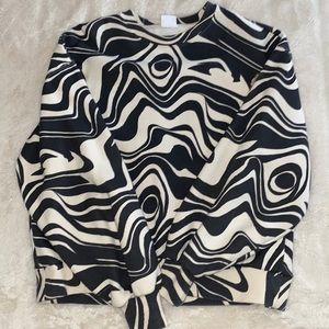 Zara kids abstract crewneck